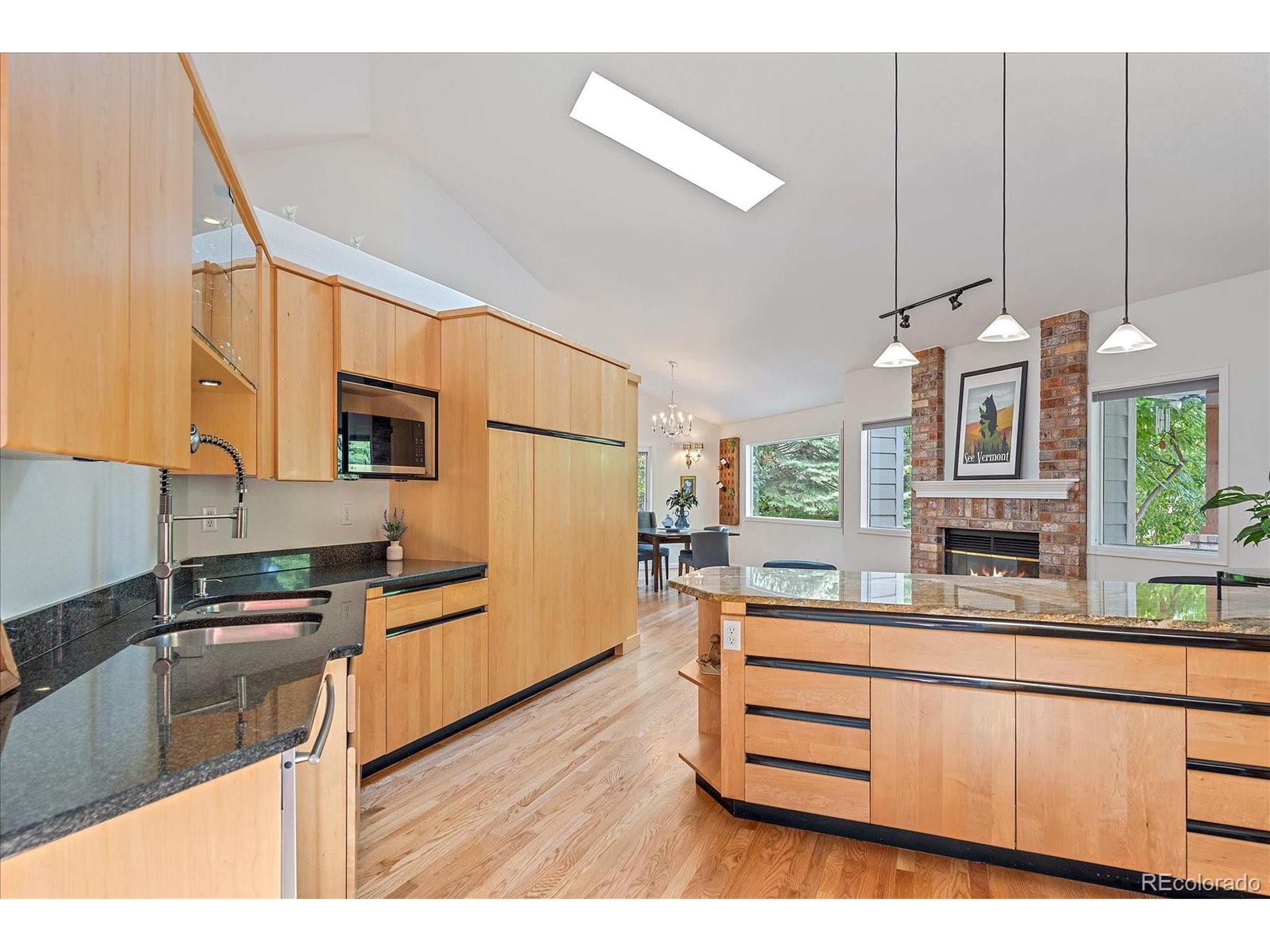 12879 W Aqueduct Ave