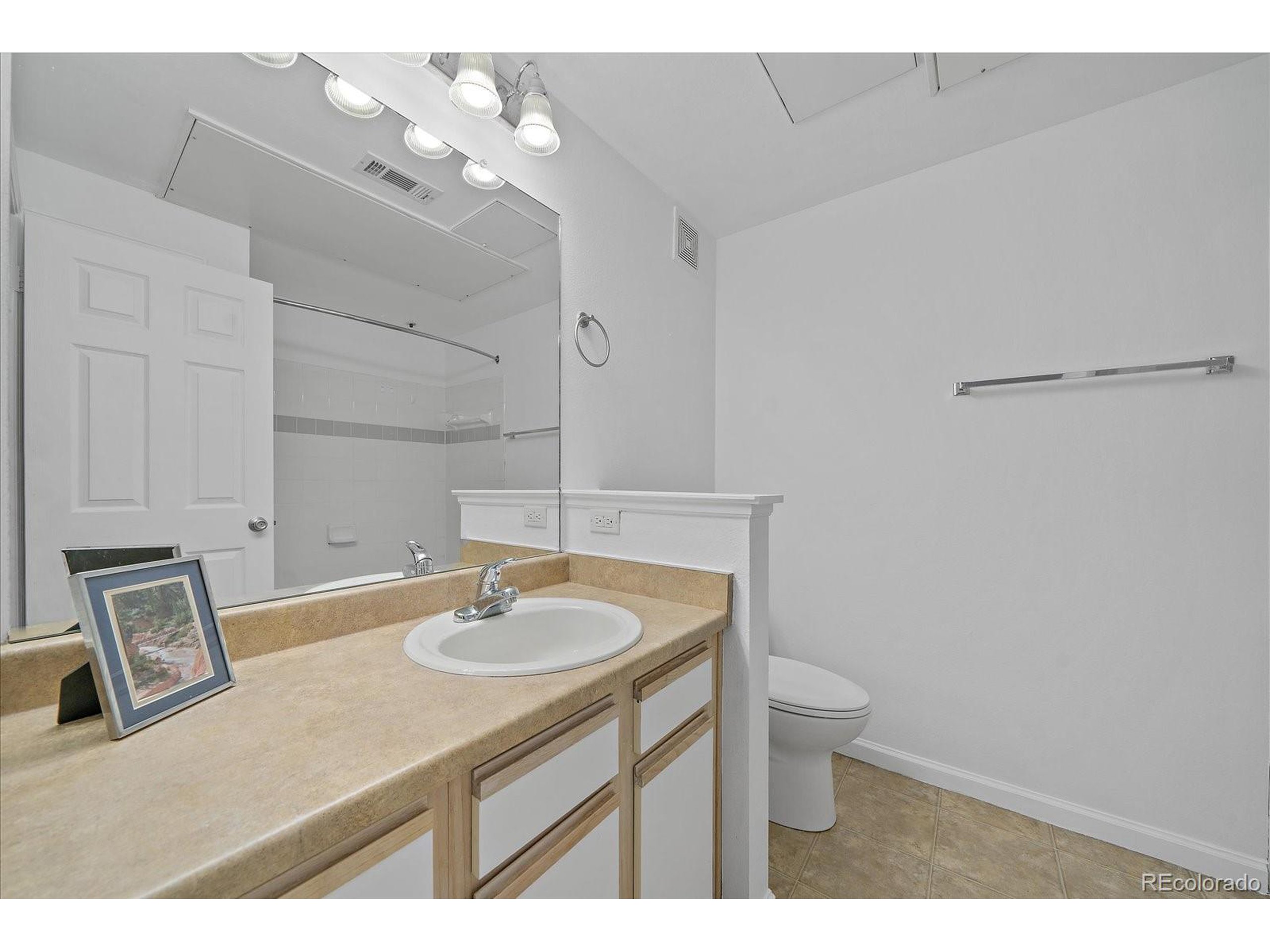 7483 S Quail Cir 636