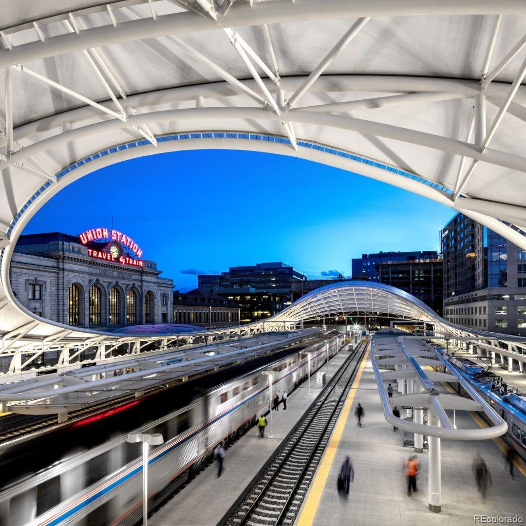 2242 N Emerson Street