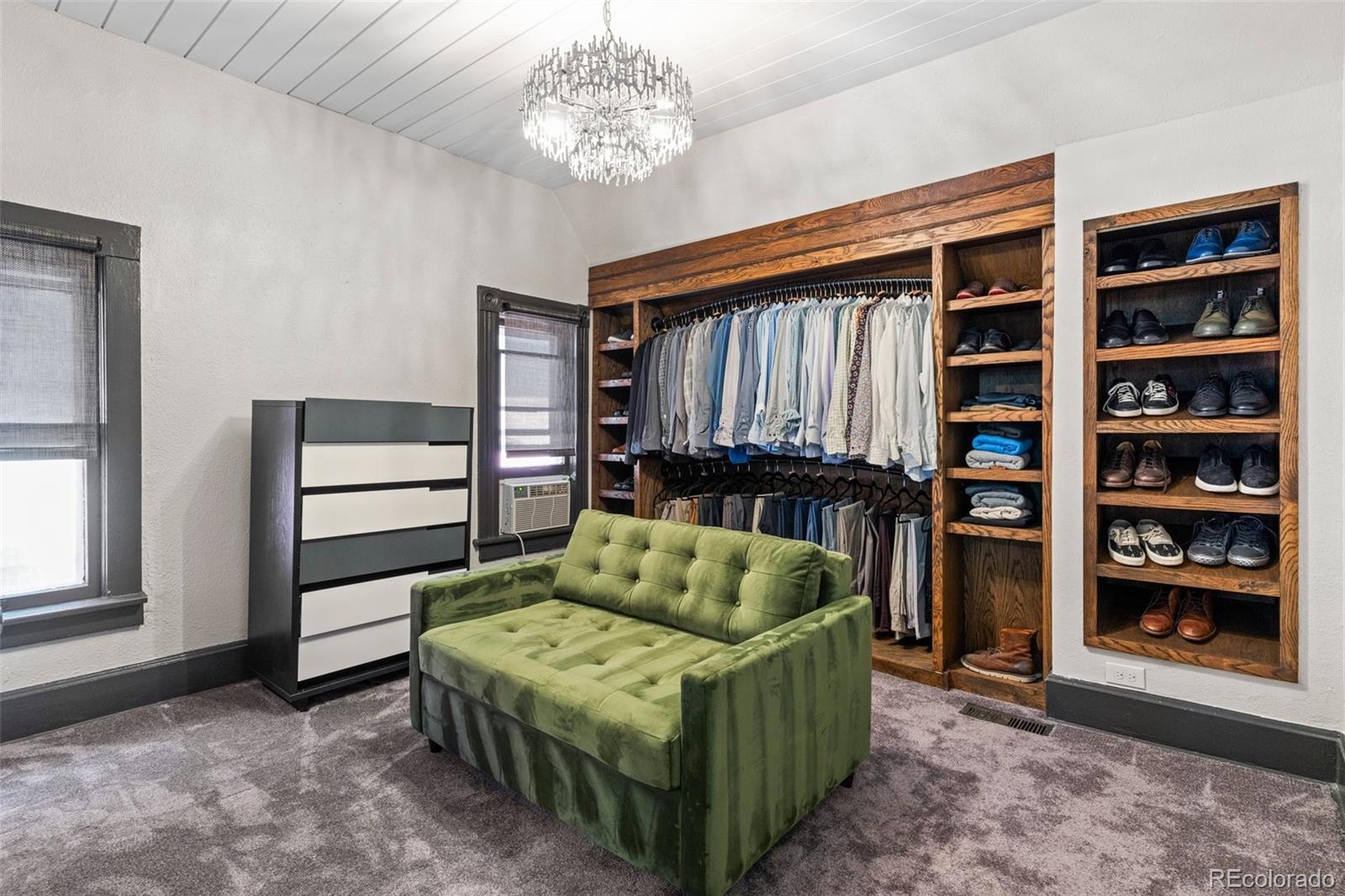 2242 N Emerson Street