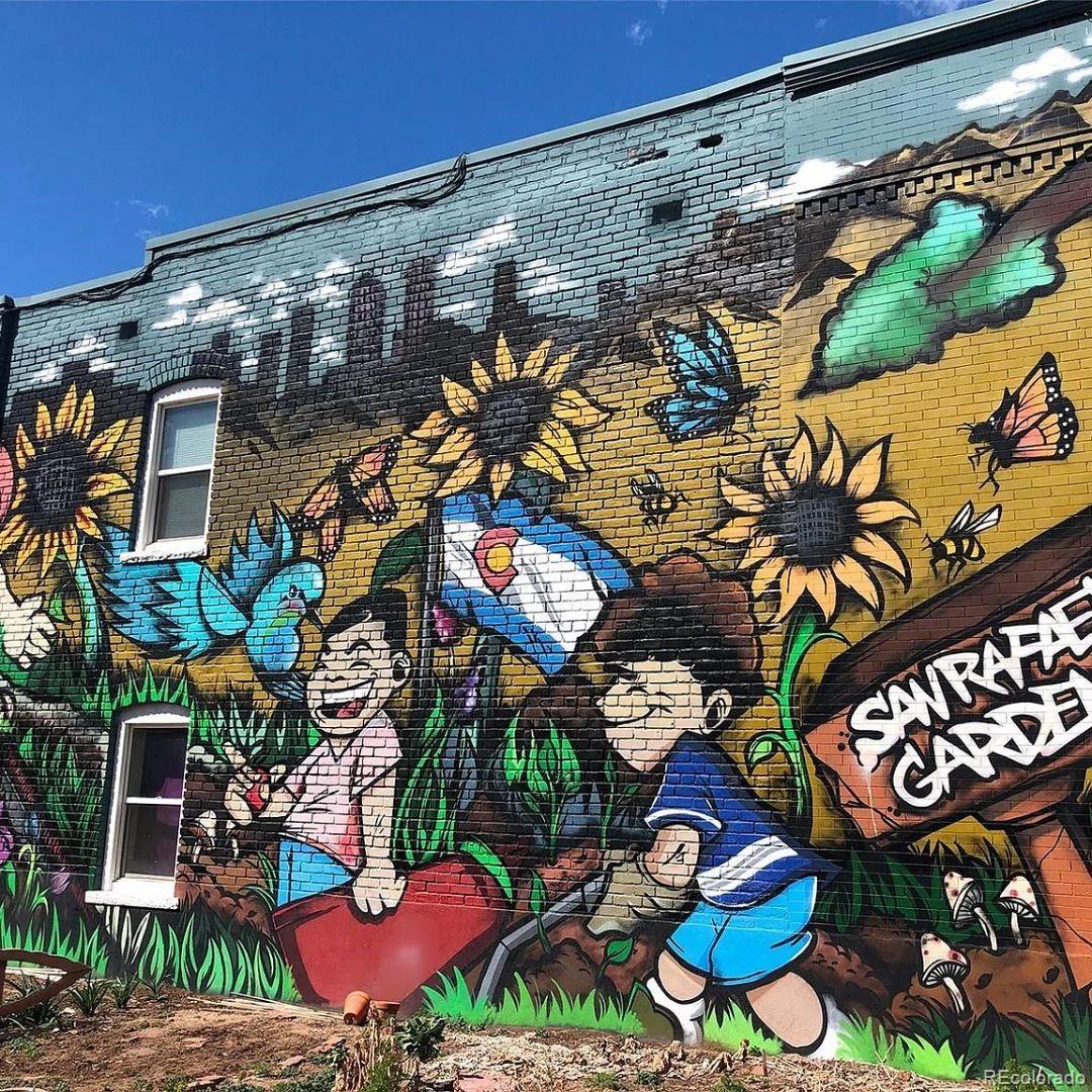 2242 N Emerson Street