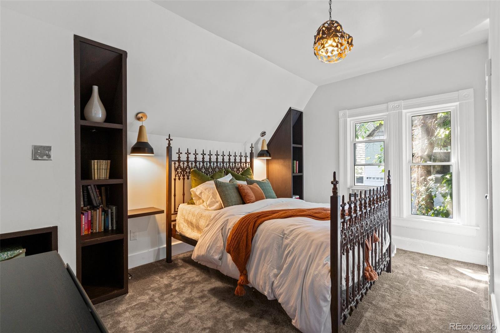 2242 N Emerson Street