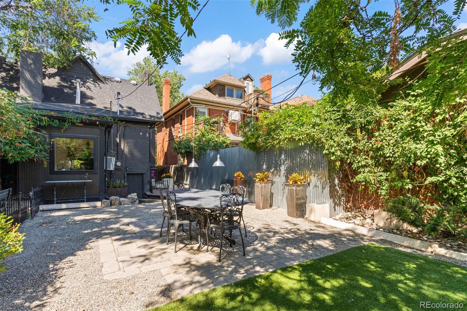 2242 N Emerson Street