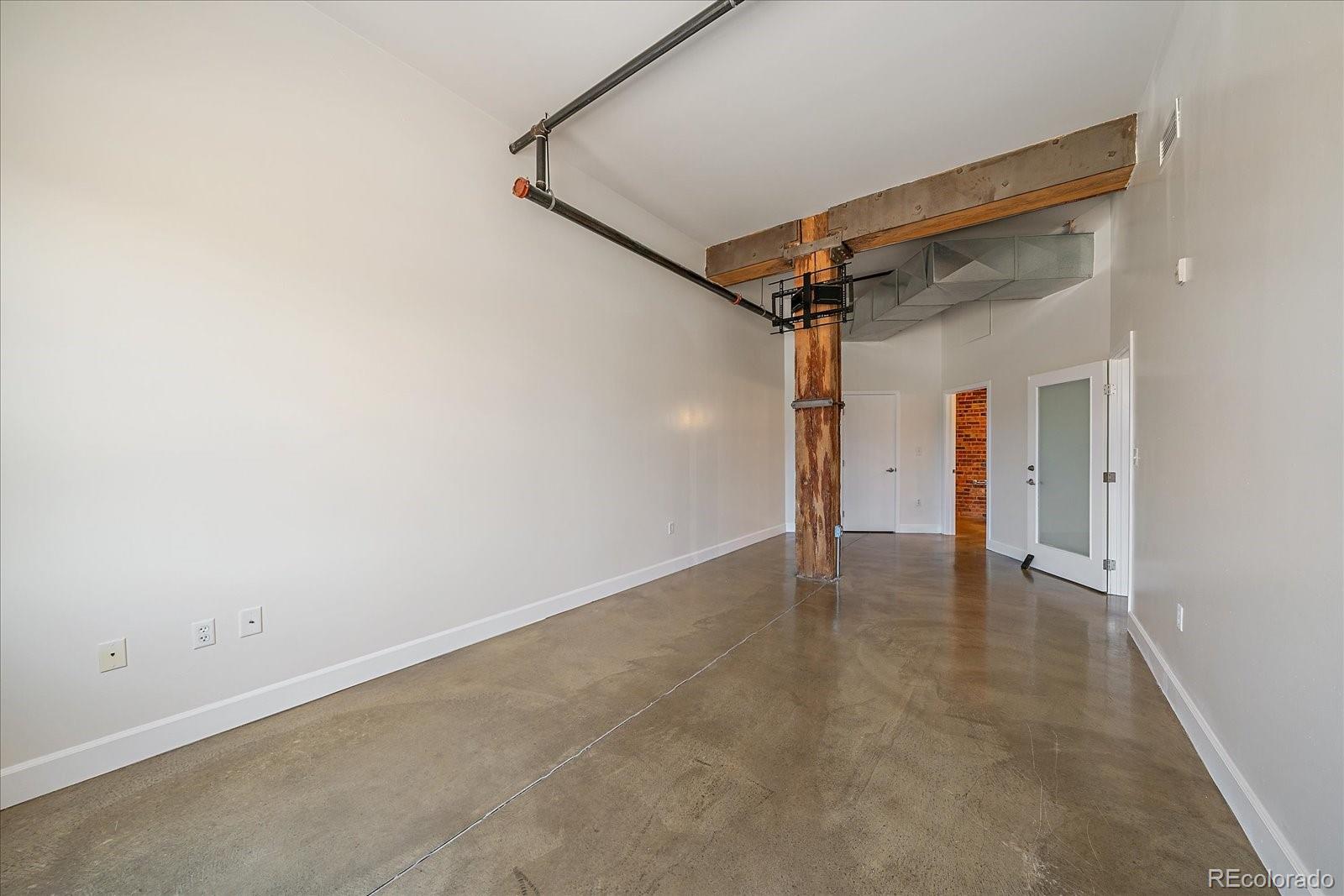 2500 Walnut Street Unit: 202