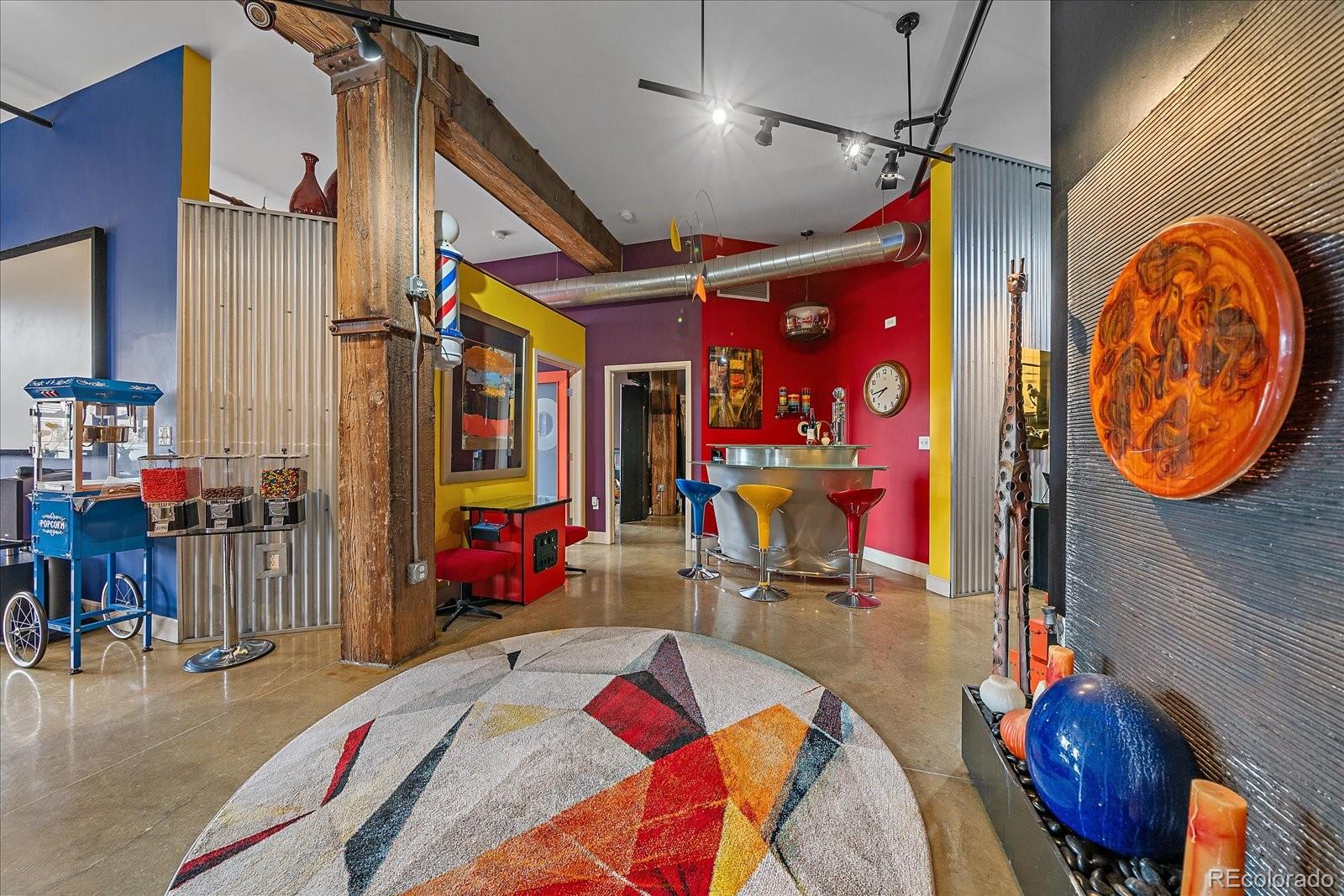 2500 Walnut Street Unit: 202