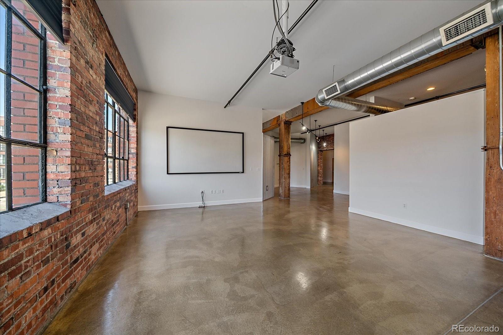 2500 Walnut Street Unit: 202