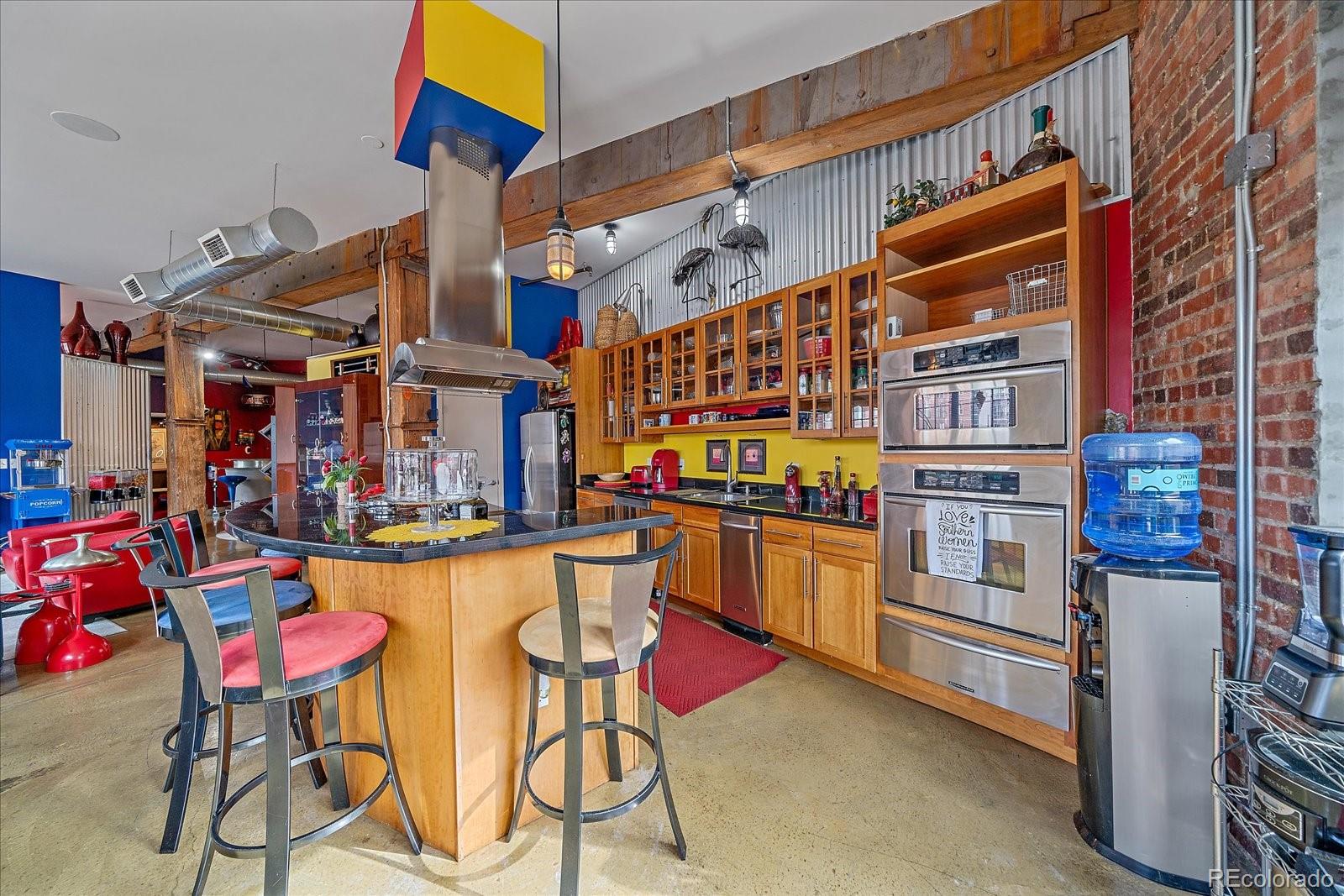 2500 Walnut Street Unit: 202