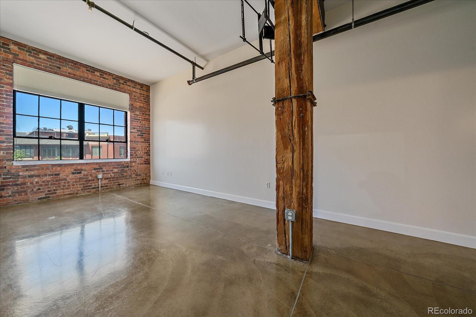 2500 Walnut Street Unit: 202
