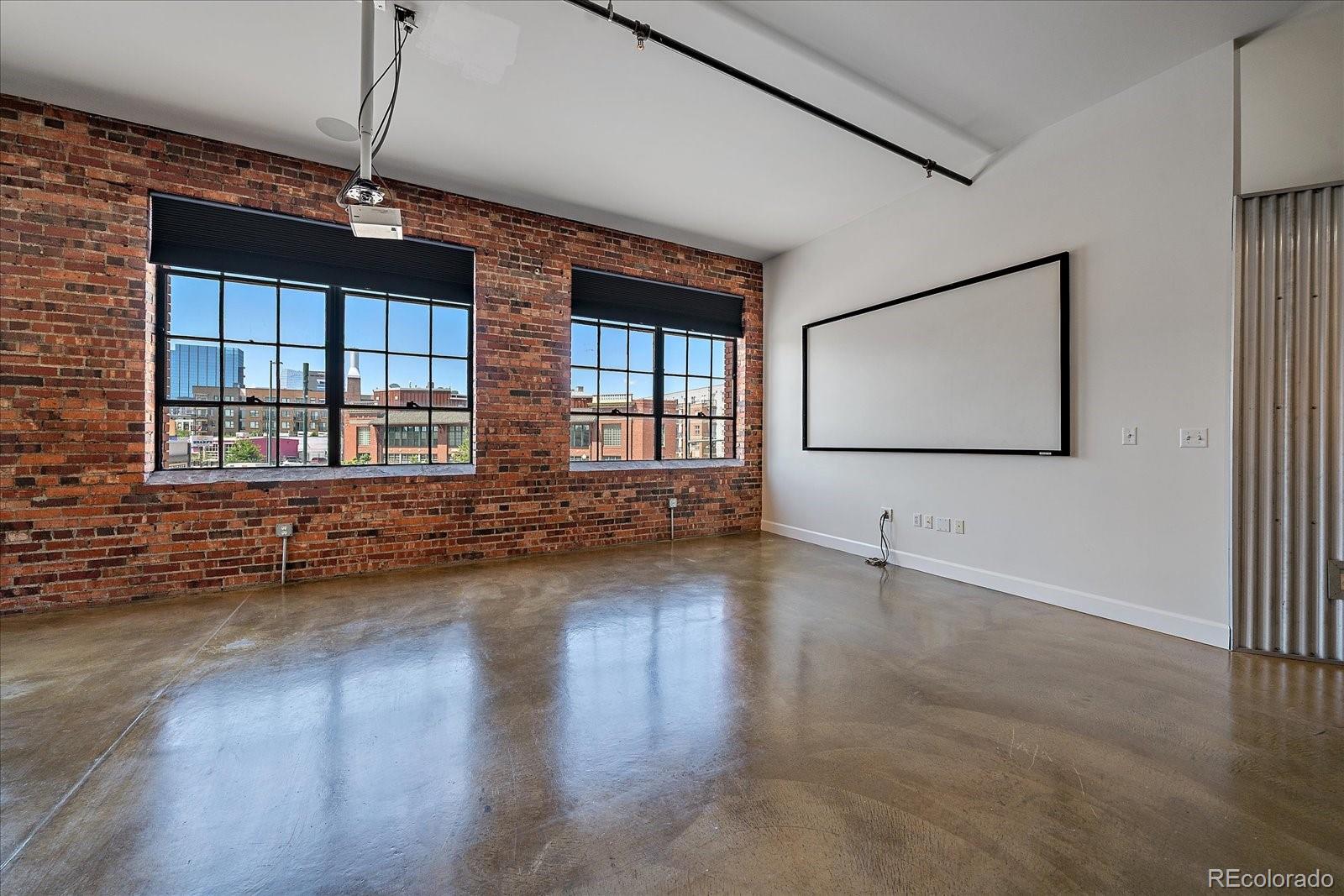 2500 Walnut Street Unit: 202