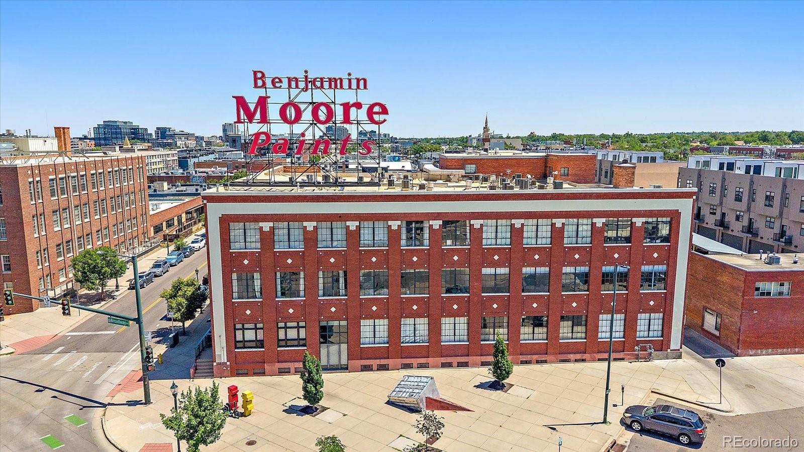 2500 Walnut Street Unit: 202