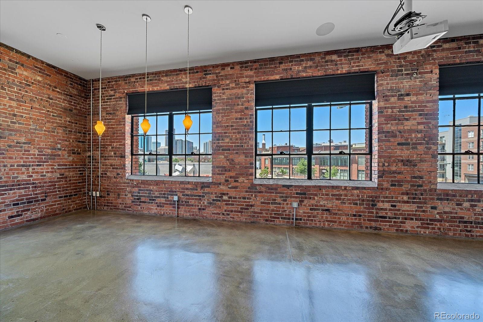 2500 Walnut Street Unit: 202