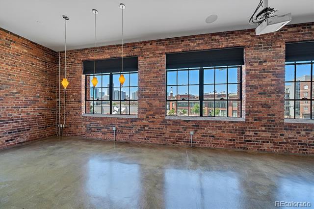 2500 Walnut Street Unit: 202