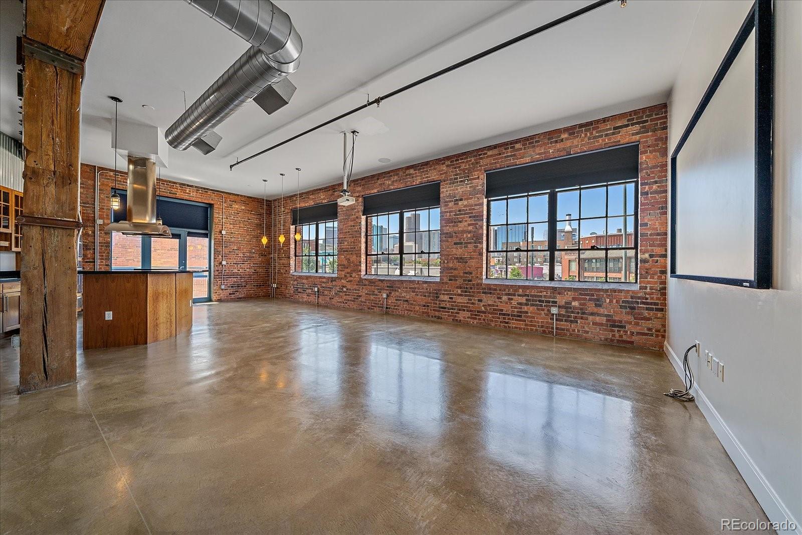 2500 Walnut Street Unit: 202