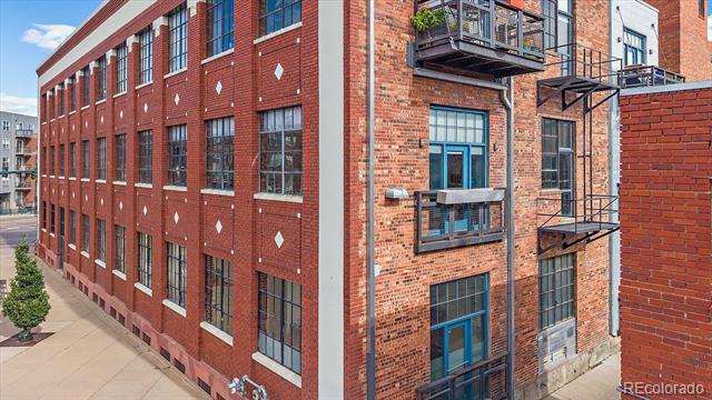 2500 Walnut Street Unit: 202