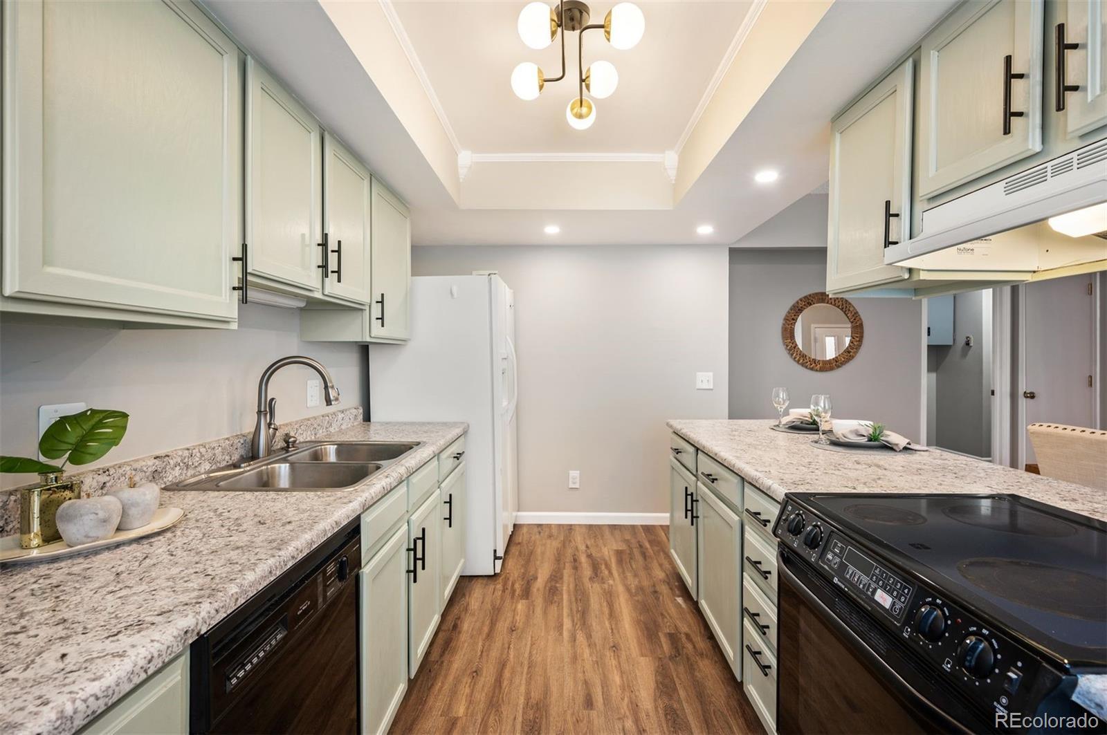 5775 S Kline Street Unit: 126