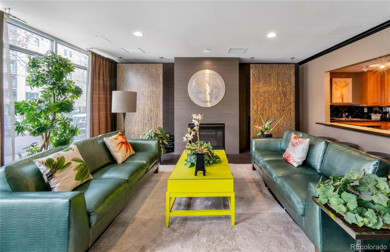 1150 Vine Street Unit: 404