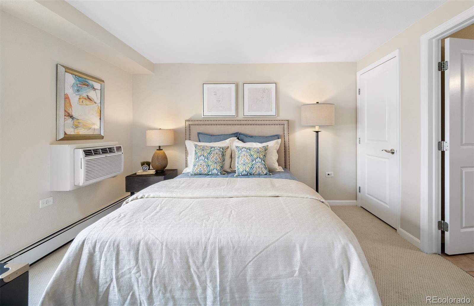 1150 Vine Street Unit: 404