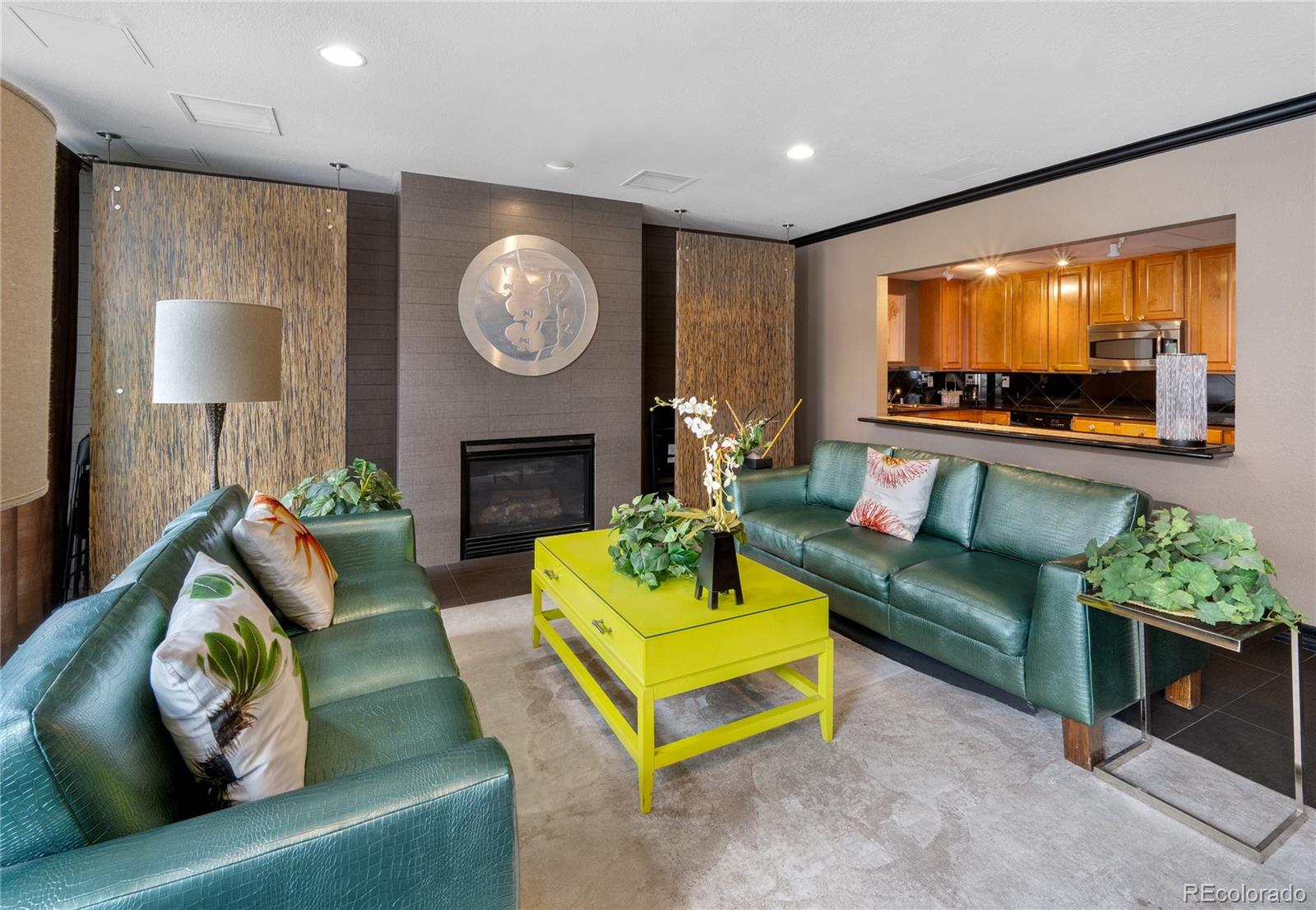 1150 Vine Street Unit: 404