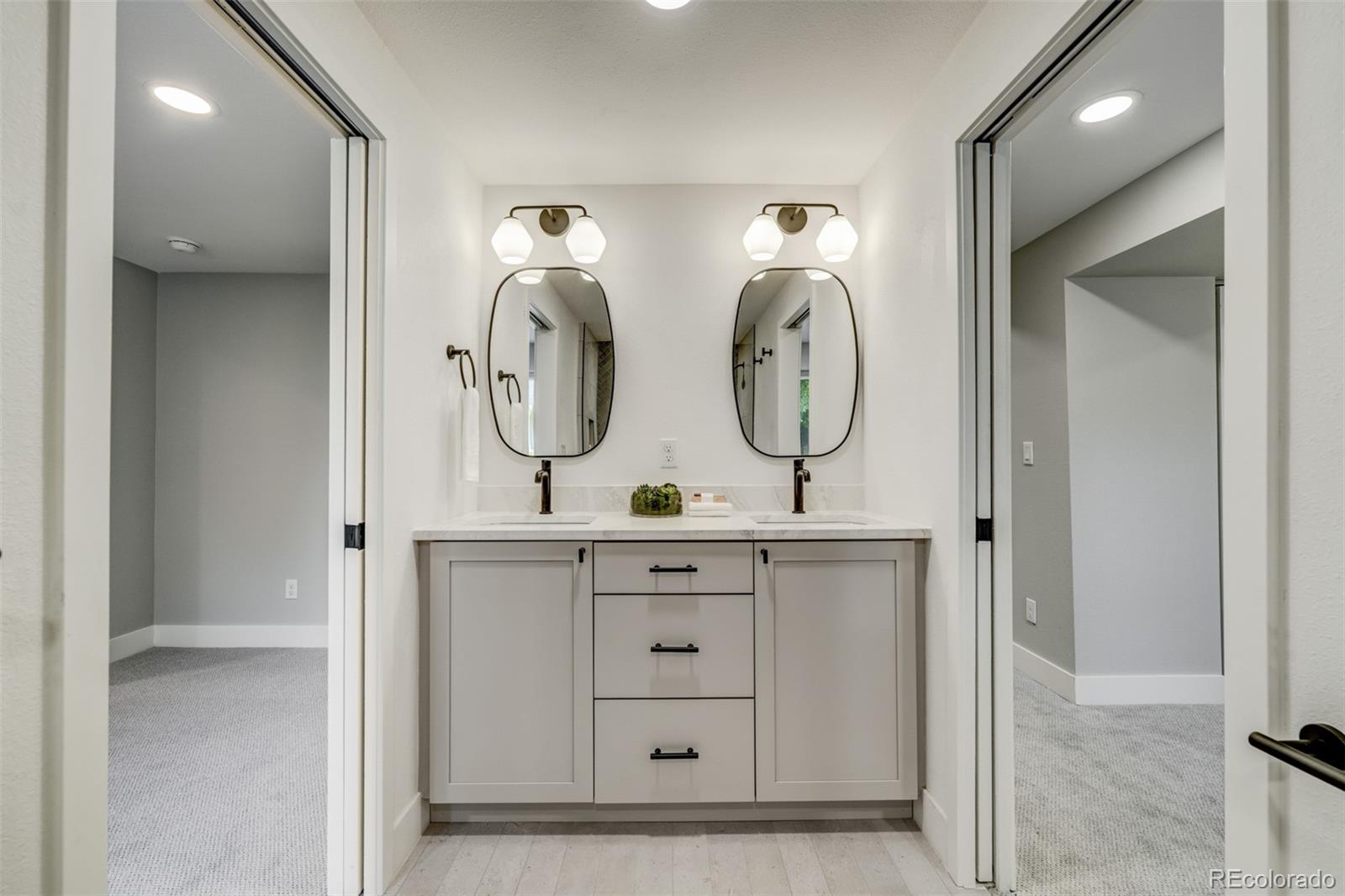 5985 S Leyden Street