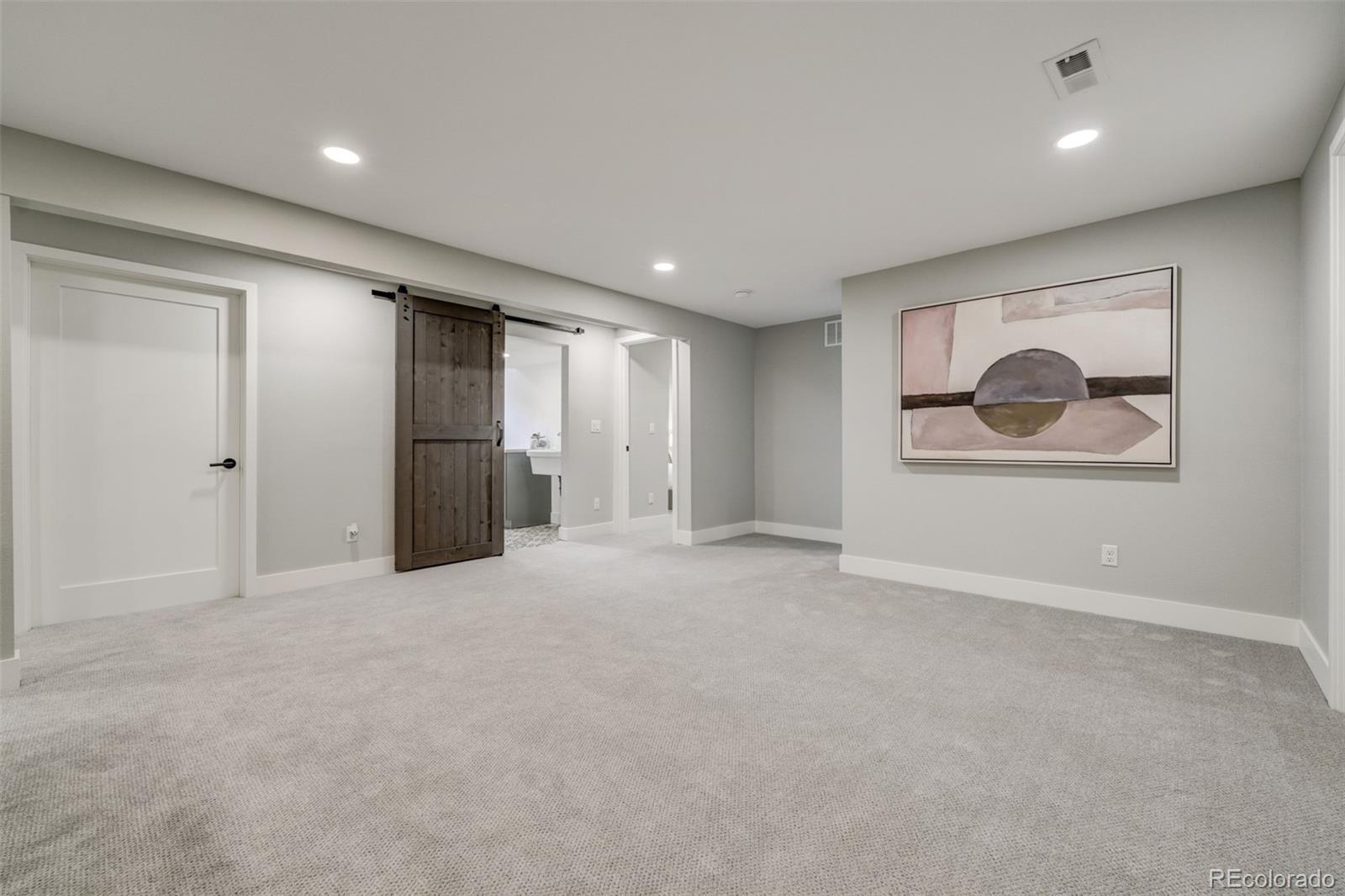 5985 S Leyden Street