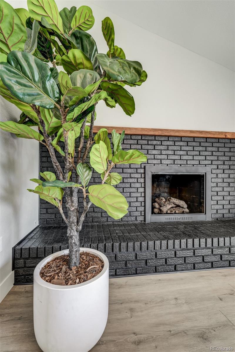 5985 S Leyden Street