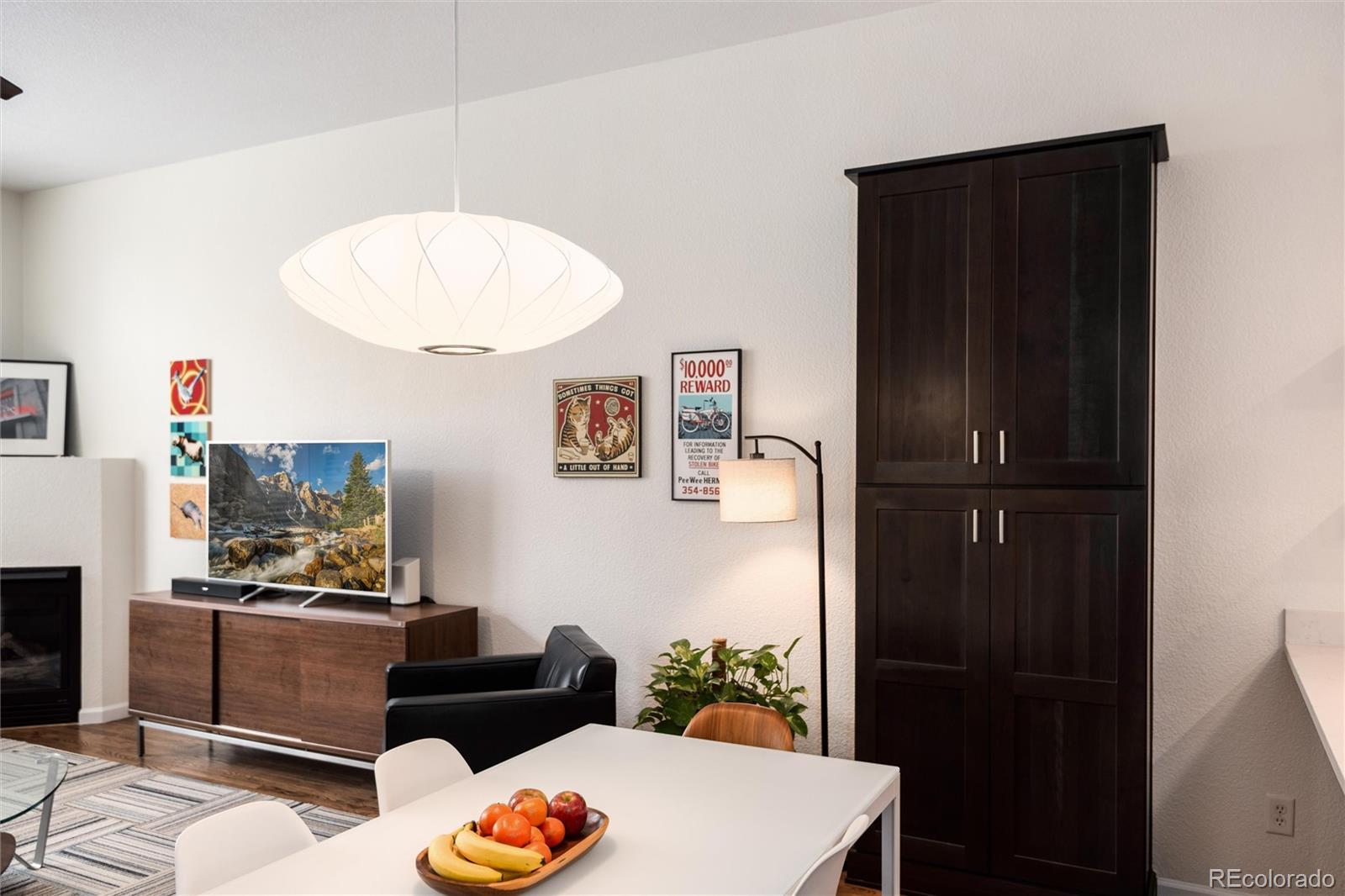 190 Roslyn Street Unit: 1309