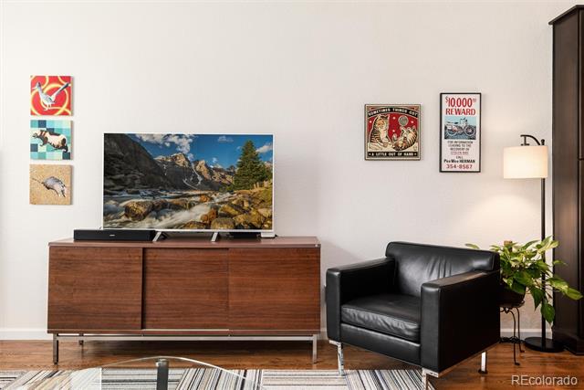190 Roslyn Street Unit: 1309