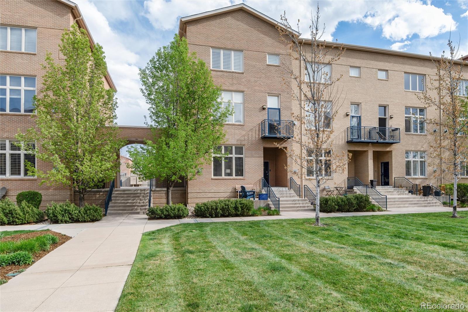 190 Roslyn Street Unit: 1309