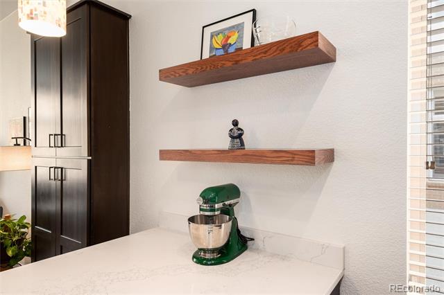 190 Roslyn Street Unit: 1309