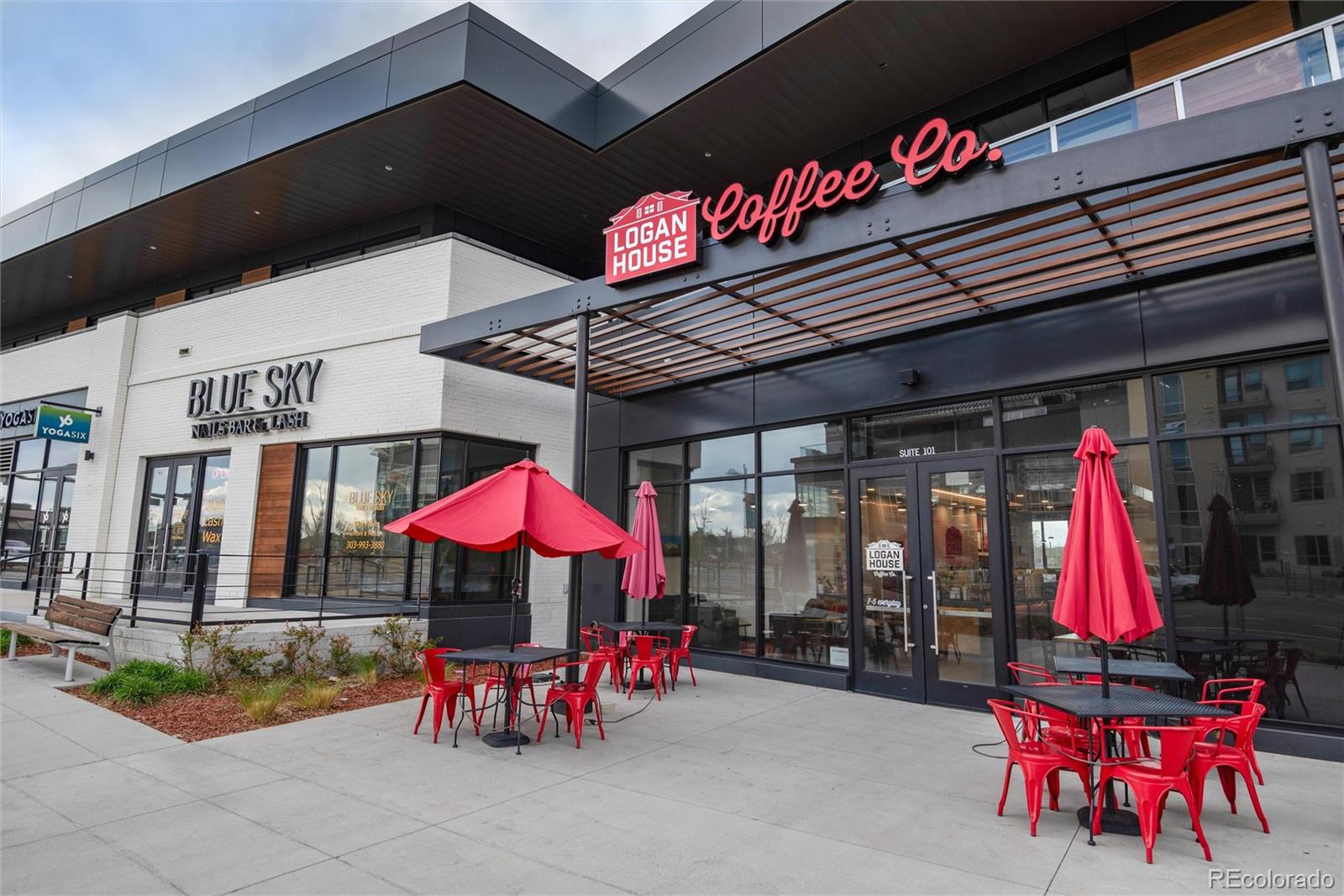 190 Roslyn Street Unit: 1309