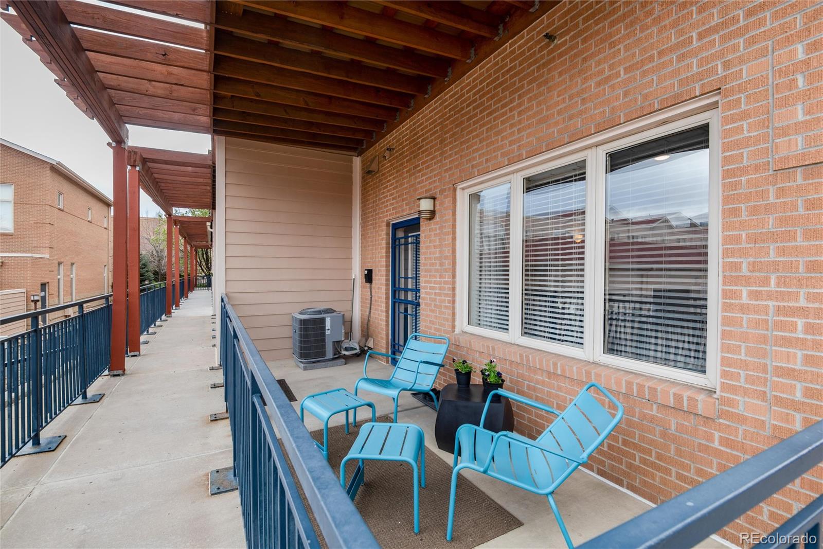 190 Roslyn Street Unit: 1309