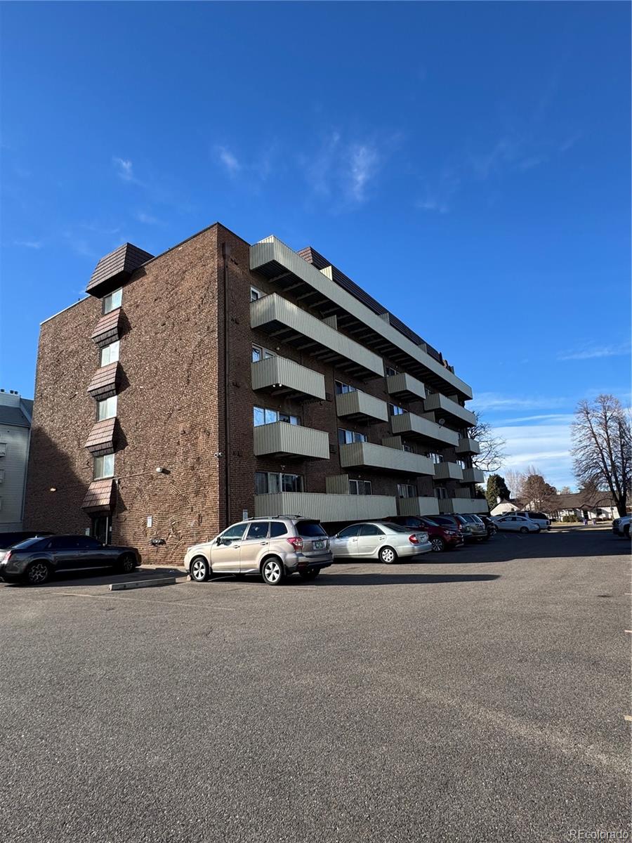 4110 Hale Parkway Unit: 2H