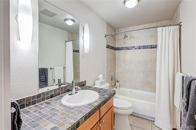 7700 E 29th Avenue Unit: 104