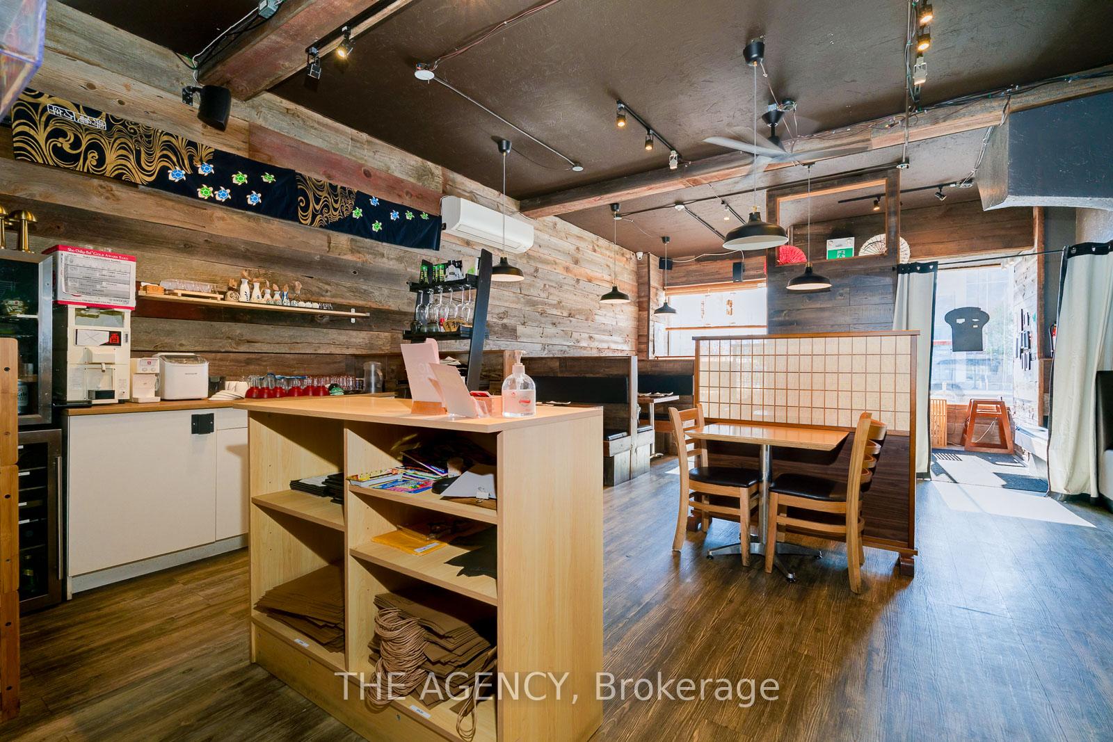 874 Eglinton Avenue E, Toronto