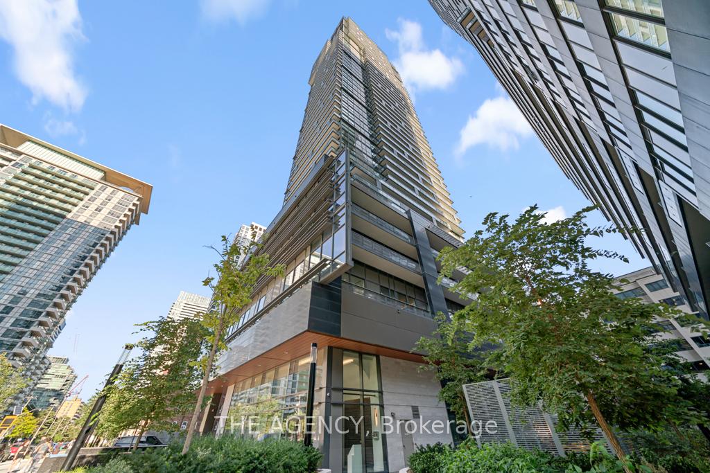 39 Roehampton Avenue 4506, Toronto Unit: 4506
