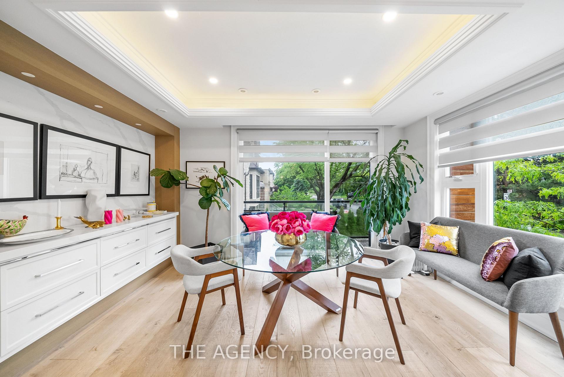 3062 Bayview Avenue, Toronto