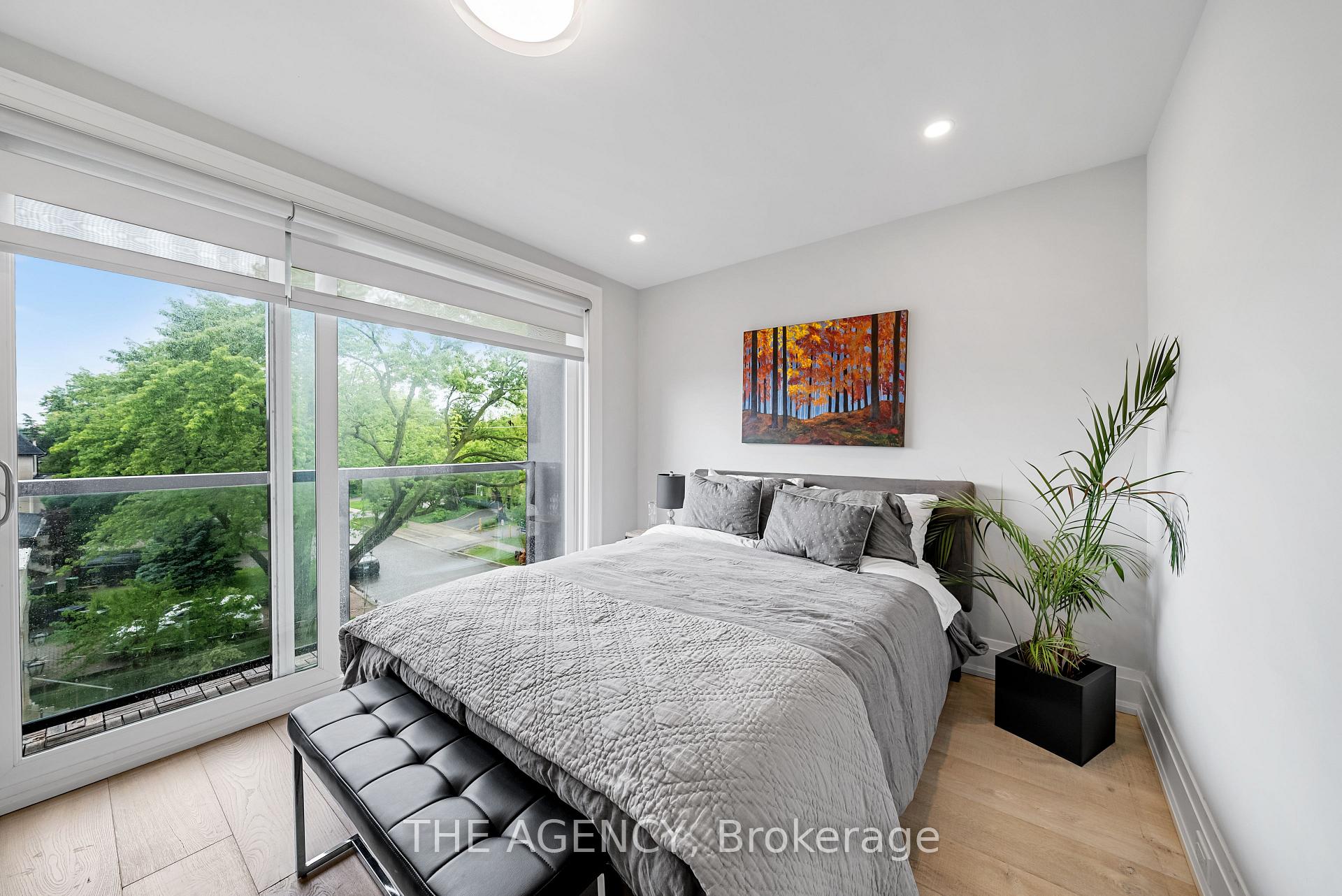 3062 Bayview Avenue, Toronto