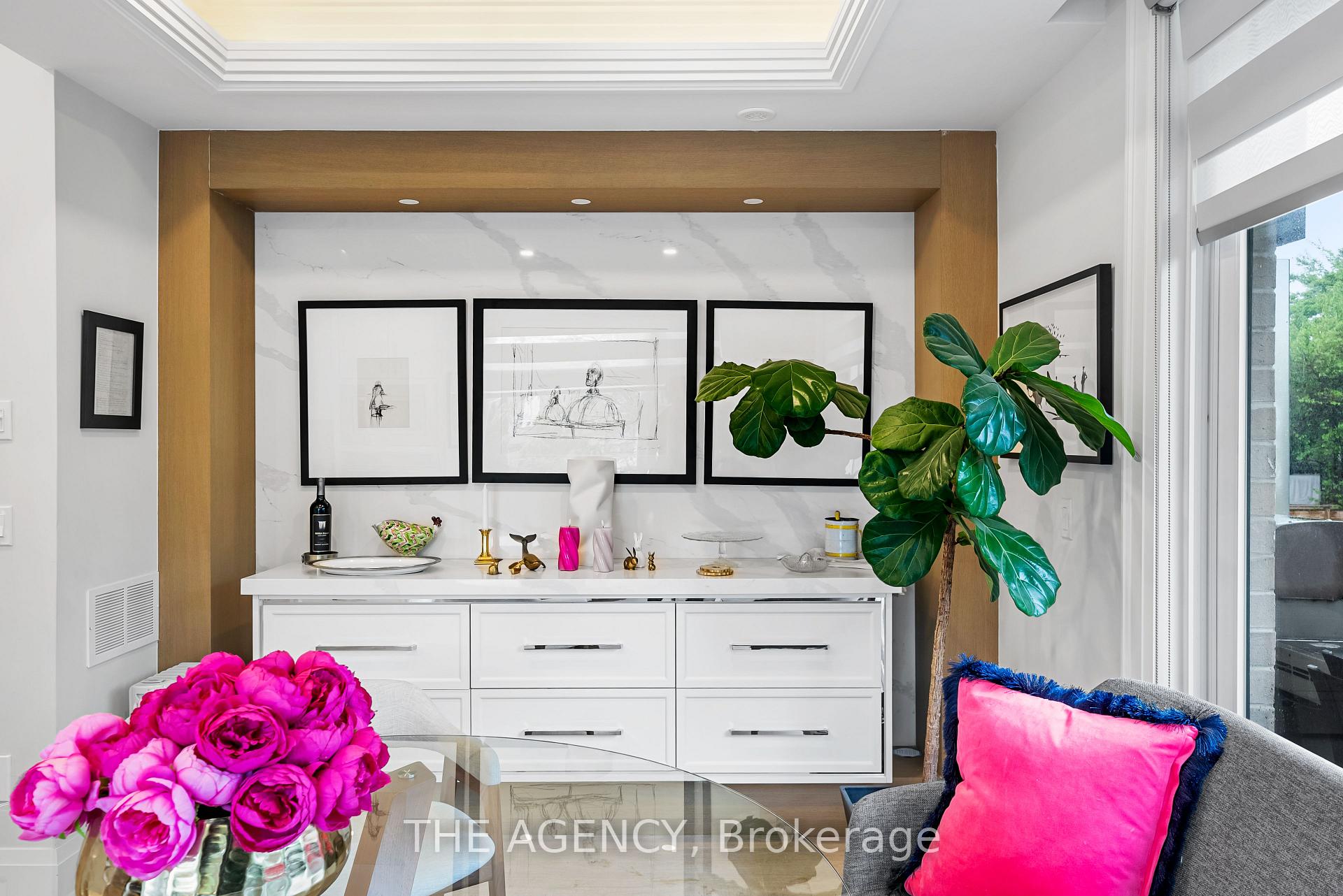 3062 Bayview Avenue, Toronto