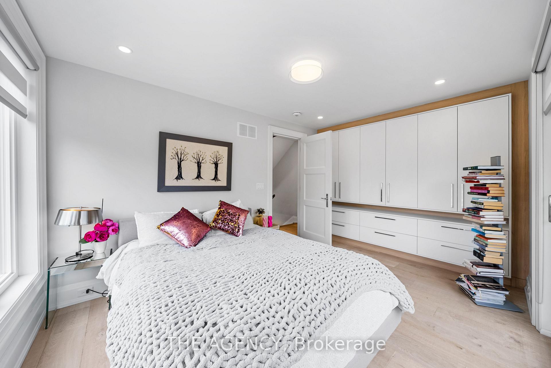 3062 Bayview Avenue, Toronto