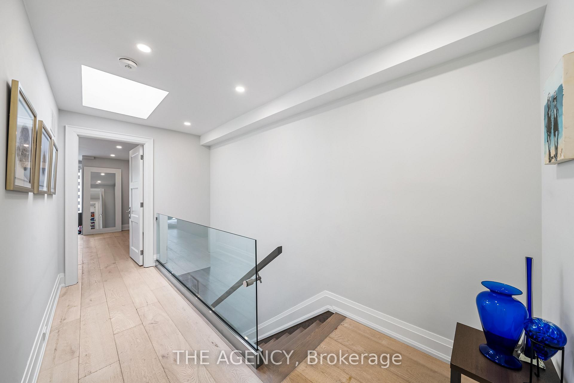 3062 Bayview Avenue, Toronto