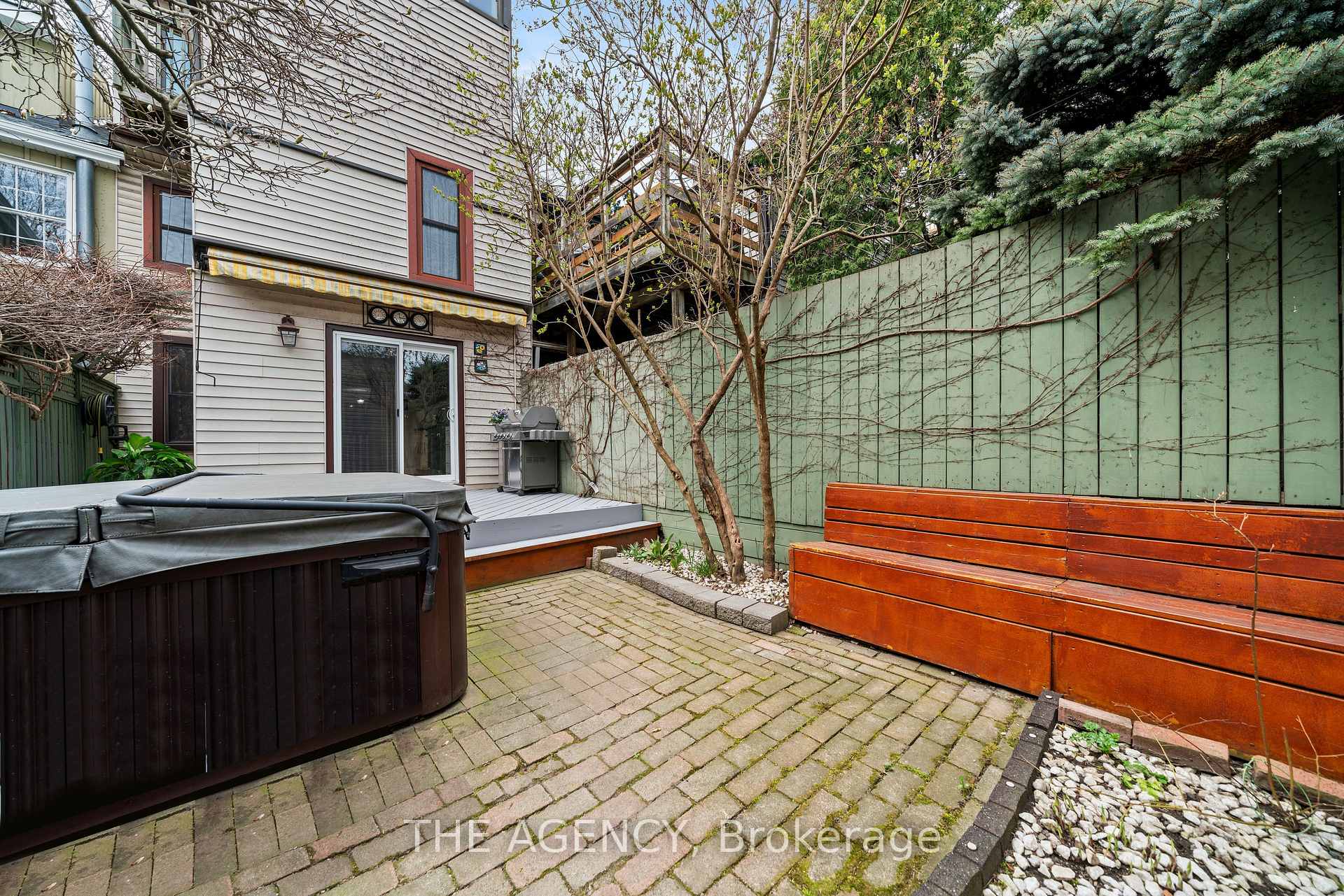 111 Seaton Street