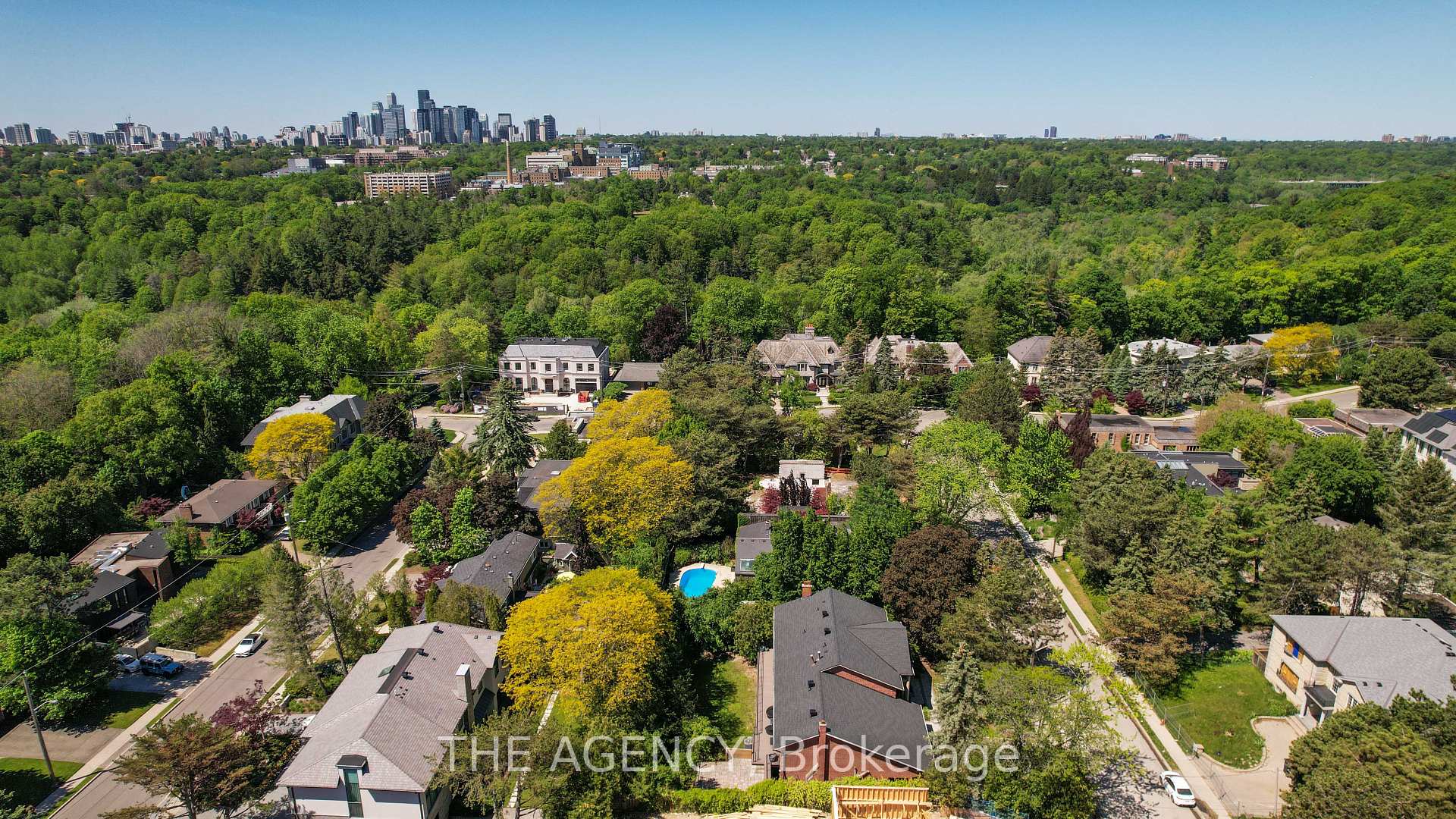 7 Shady Oaks Crescent, Toronto