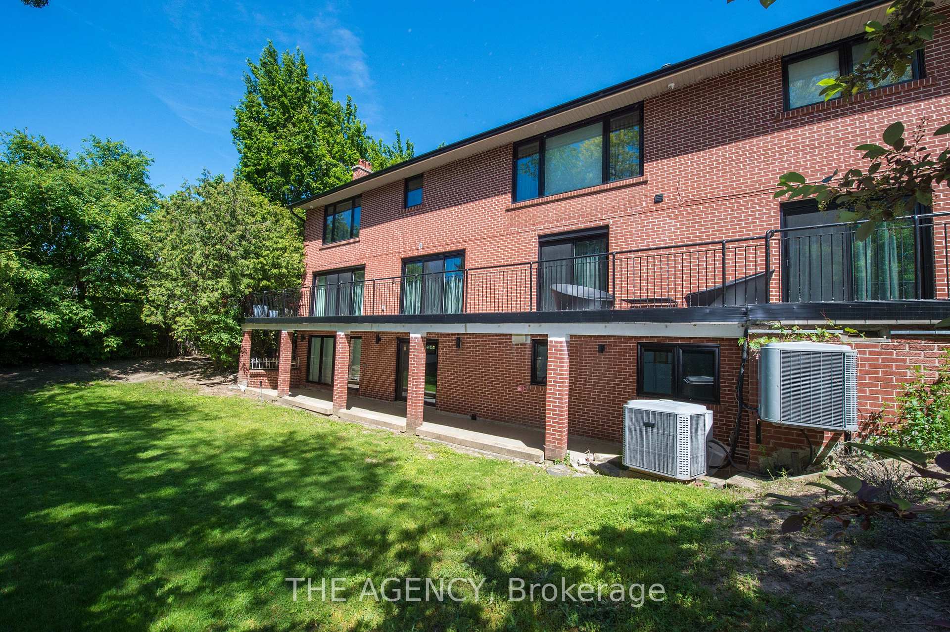 7 Shady Oaks Crescent, Toronto