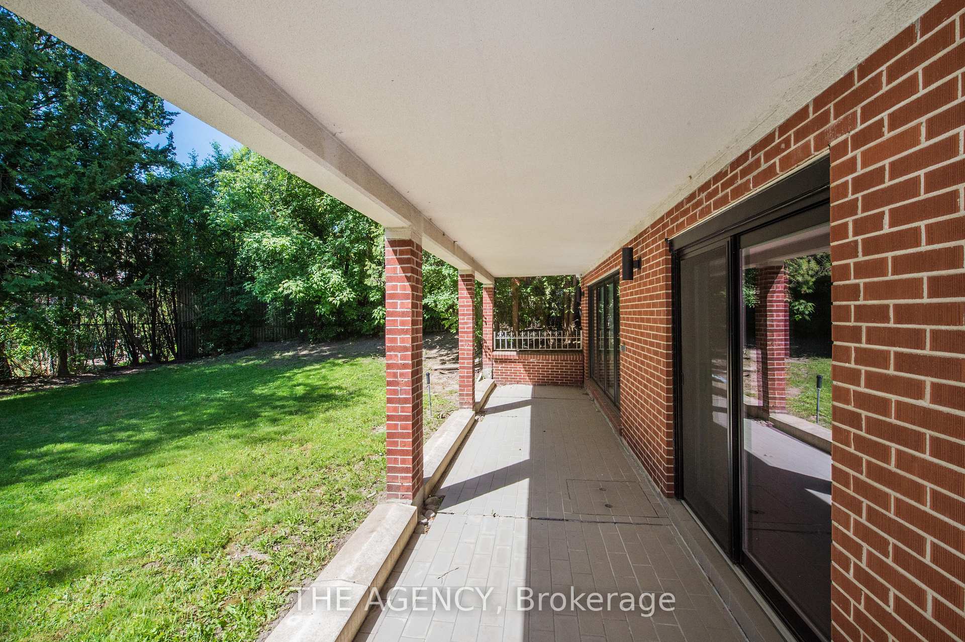 7 Shady Oaks Crescent, Toronto