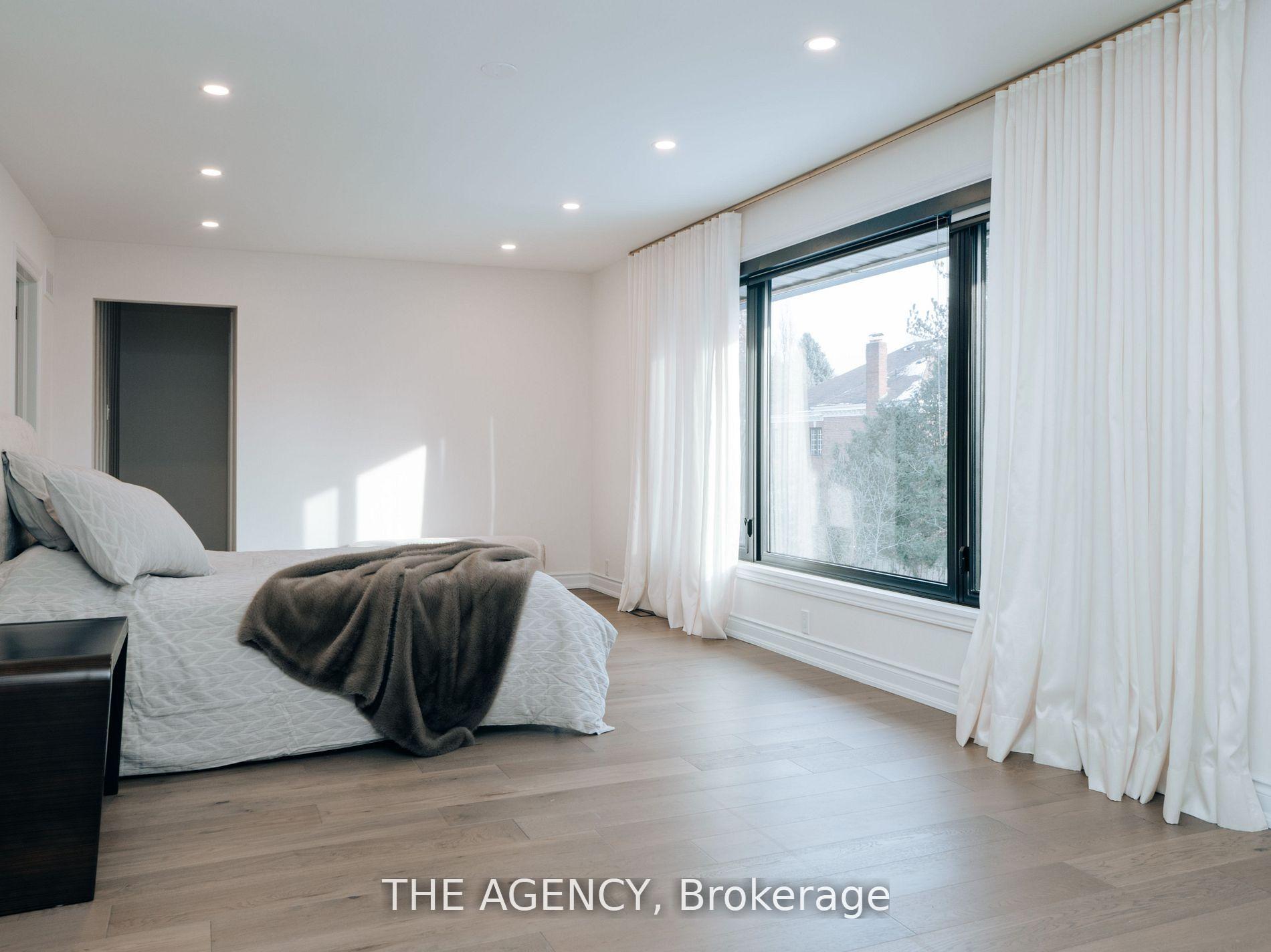 7 Shady Oaks Crescent, Toronto