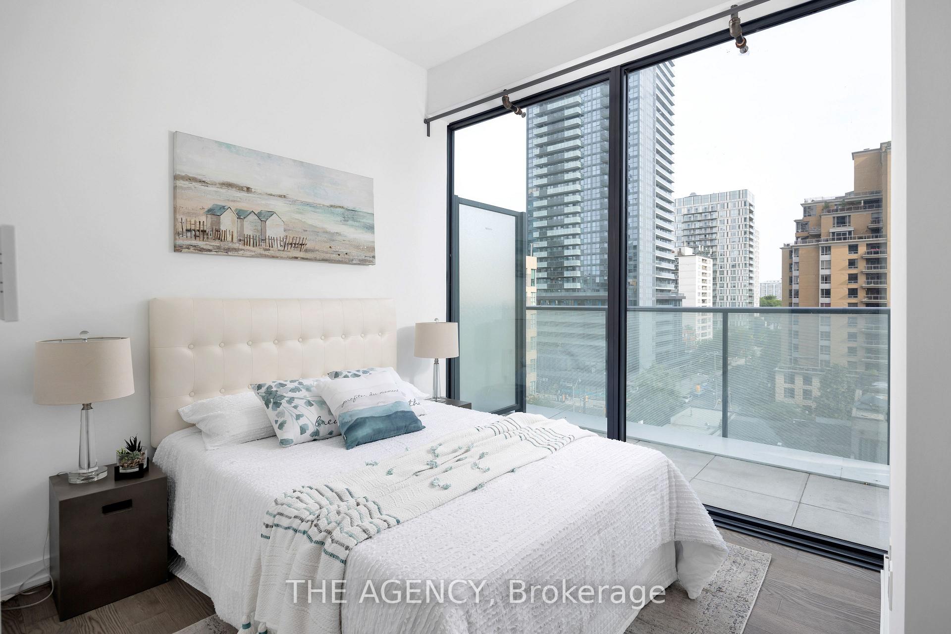 161 Roehampton Avenue 804, Toronto Unit: 804