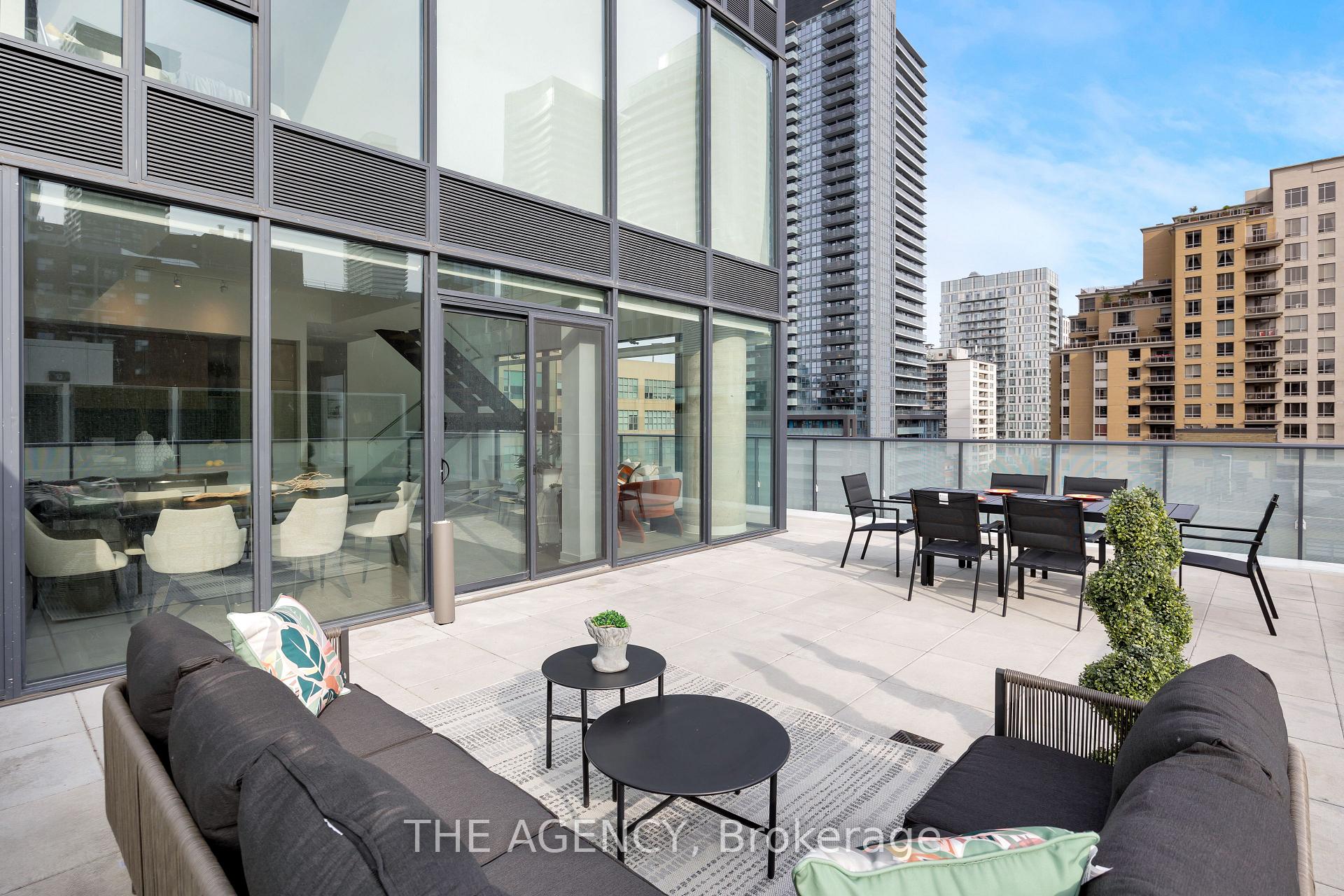 161 Roehampton Avenue 804, Toronto Unit: 804