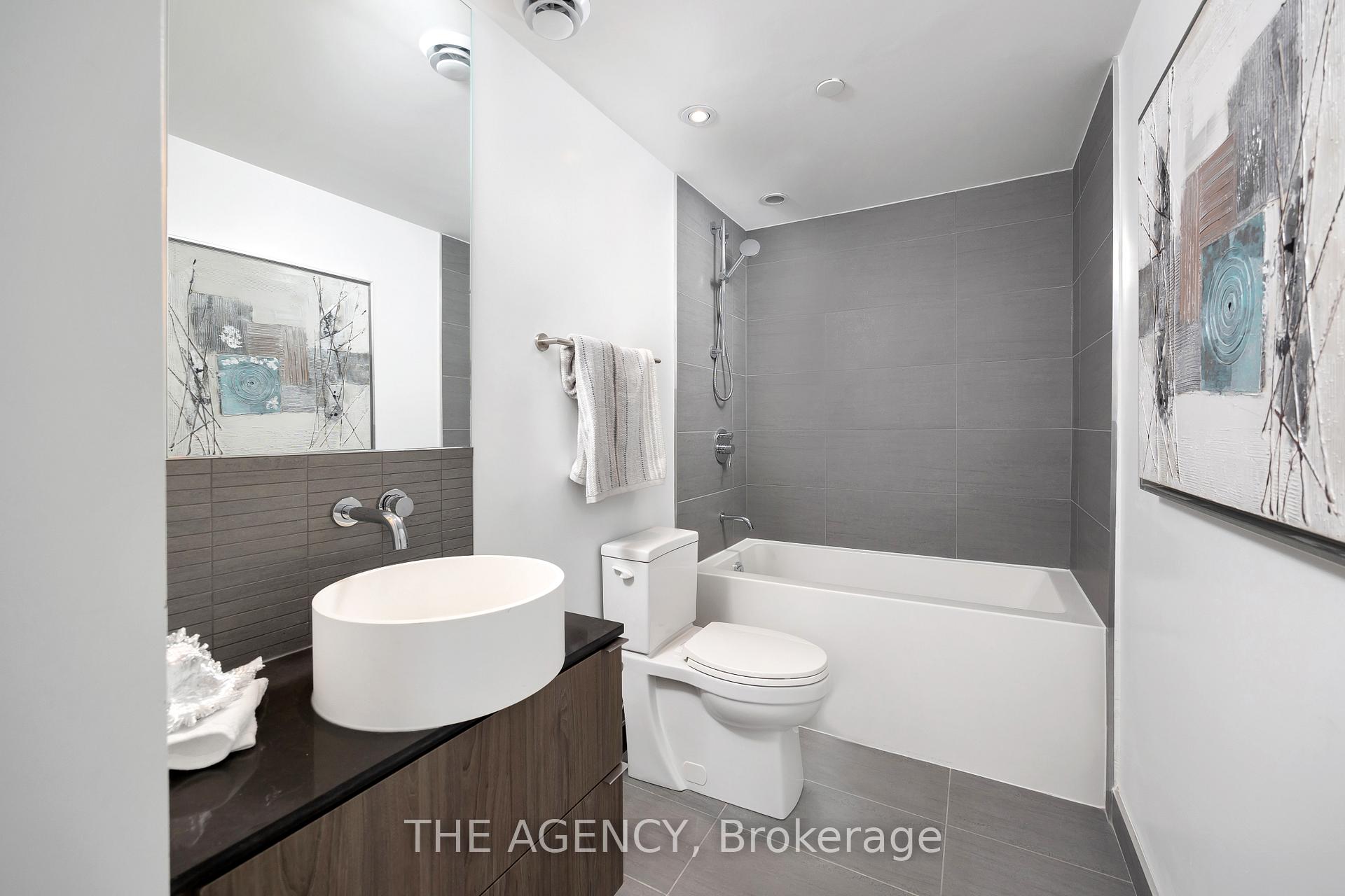 161 Roehampton Avenue 804, Toronto Unit: 804