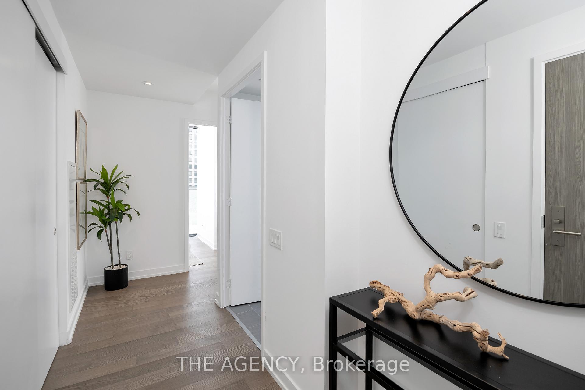 161 Roehampton Avenue 804, Toronto Unit: 804