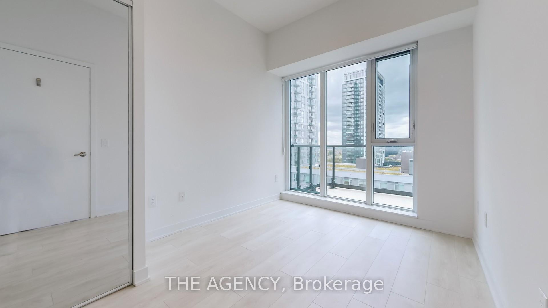35 Tubman Avenue PH1115